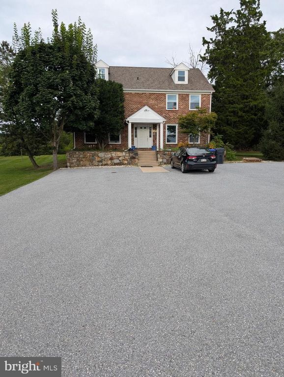 1020 POTTSTOWN PIKE, Chester Springs, PA 19425