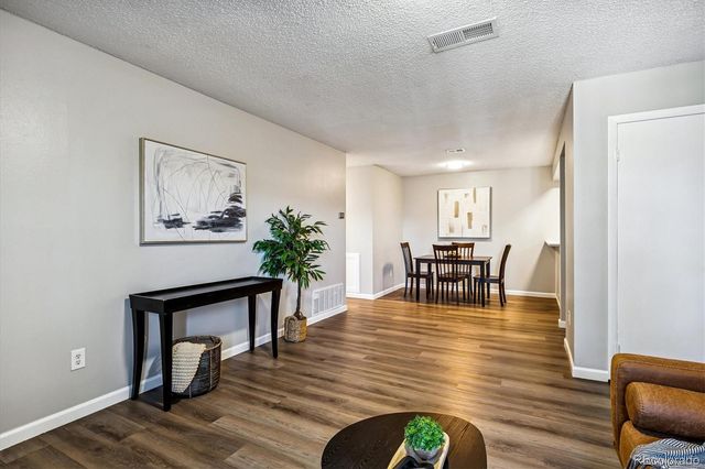7220 S Gaylord Street B17, Littleton, CO 80122