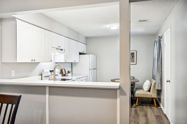 7220 S Gaylord Street B17, Littleton, CO 80122