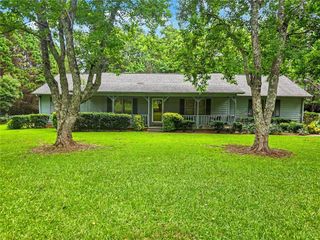 413 Kelly Road, Mcdonough, GA 30253