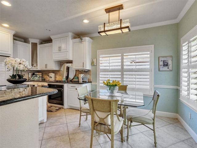 1410 Noble Glen Drive, Fresno, TX 77545