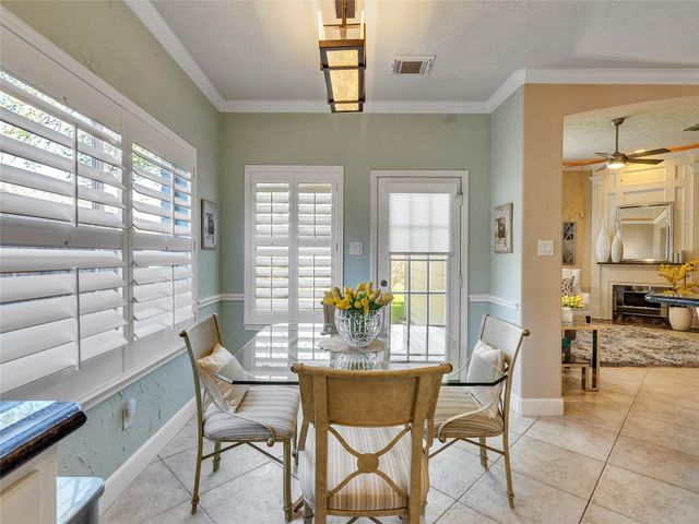 1410 Noble Glen Drive, Fresno, TX 77545