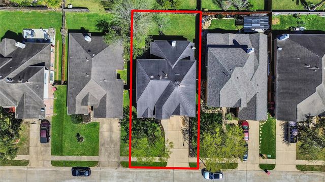 1410 Noble Glen Drive, Fresno, TX 77545