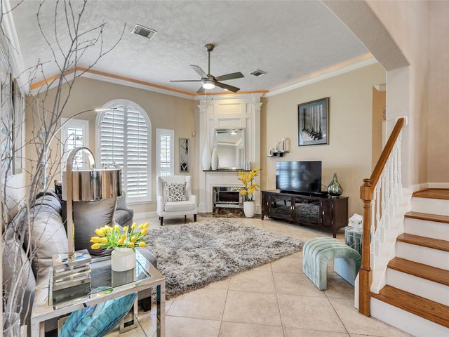 1410 Noble Glen Drive, Fresno, TX 77545