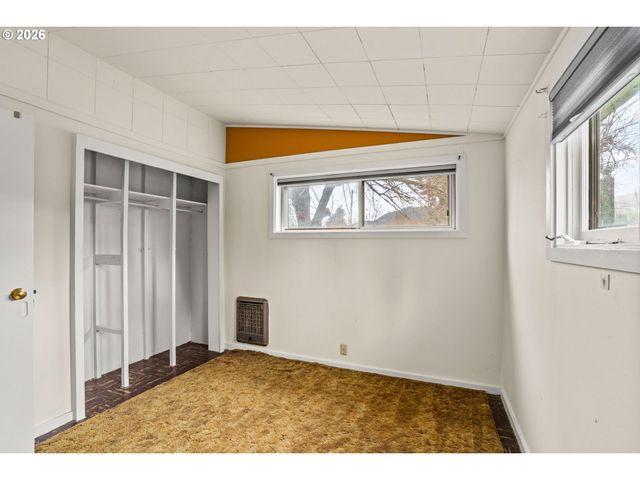 82481 GREENWOOD St, Creswell, OR 97426