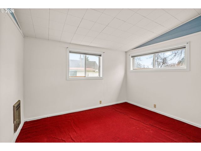 82481 GREENWOOD St, Creswell, OR 97426