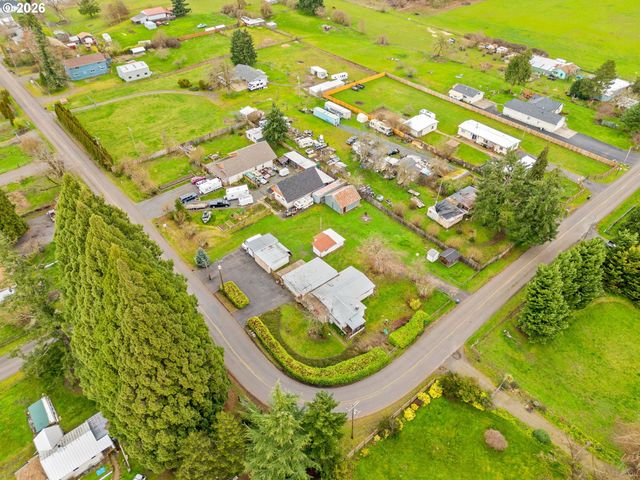 82481 GREENWOOD St, Creswell, OR 97426