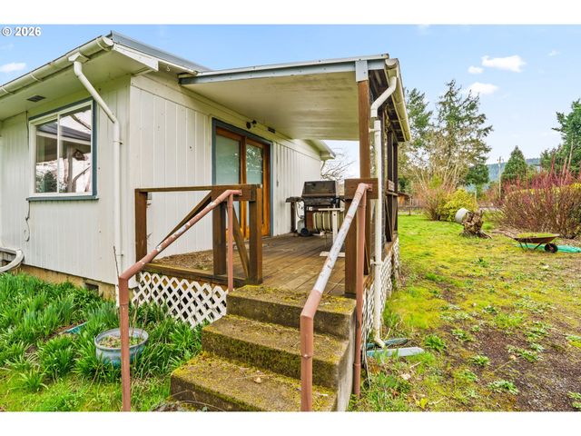 82481 GREENWOOD St, Creswell, OR 97426