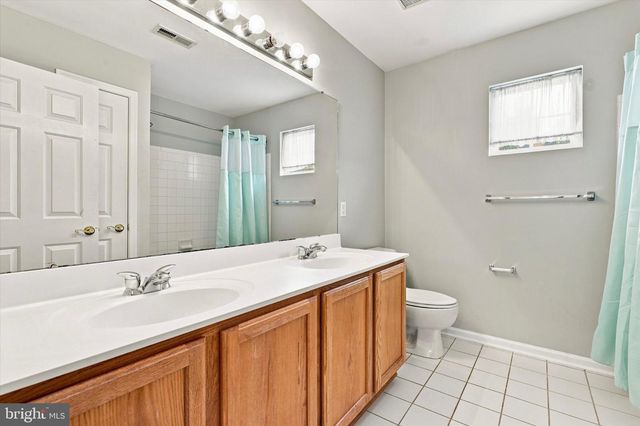 712 WISTERIA DR, Warrington, PA 18976