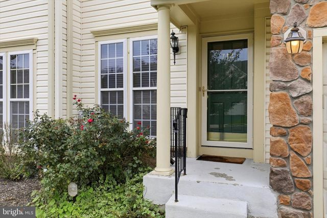 712 WISTERIA DR, Warrington, PA 18976