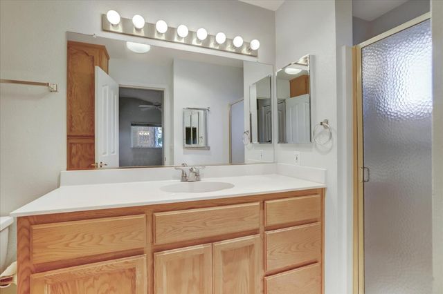 353 Vistamont Dr, Grass Valley, CA 95945