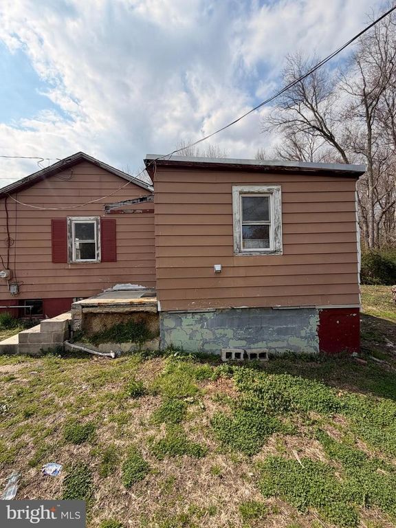 301 MAIN ST, Newport, NJ 08345
