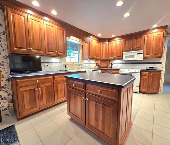 2807 Coldspring Road, Zanesville, OH 43701