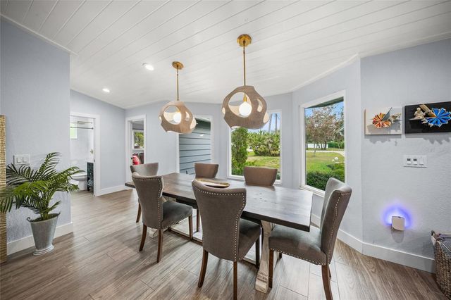 6207 93RD STREET CIRCLE E, Bradenton, FL 34202