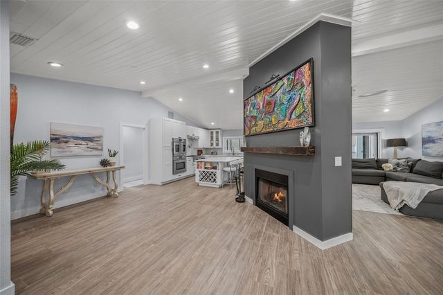 6207 93RD STREET CIRCLE E, Bradenton, FL 34202