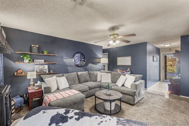 13981 S 283rd East Avenue, Coweta, OK 74429