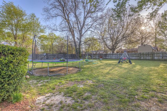 13981 S 283rd East Avenue, Coweta, OK 74429