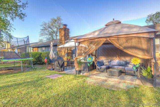 13981 S 283rd East Avenue, Coweta, OK 74429