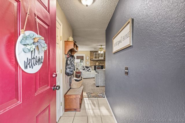 13981 S 283rd East Avenue, Coweta, OK 74429