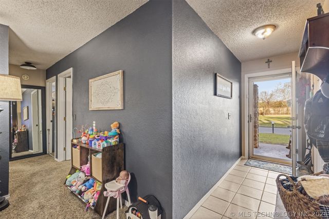 13981 S 283rd East Avenue, Coweta, OK 74429