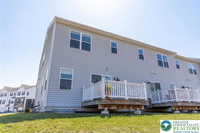 7536 Clayton Avenue, Coopersburg Boro, PA 18036