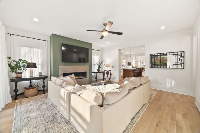 1118 Douglas Ave, Nashville, TN 37206