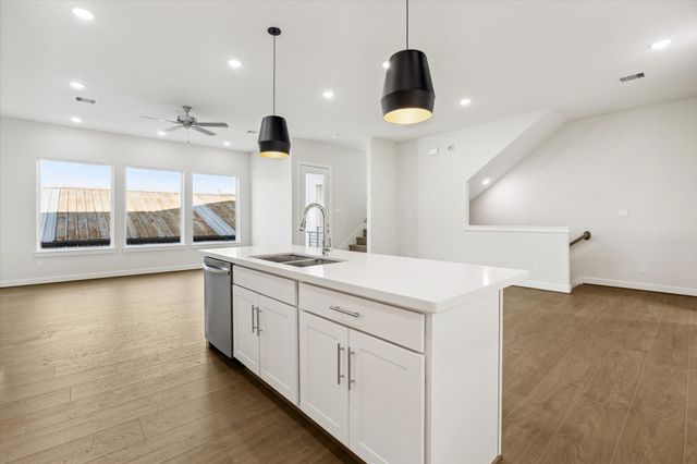 412 N Stiles Street, Houston, TX 77011