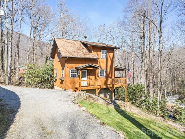 26 Stump Lane, Maggie Valley, NC 28751