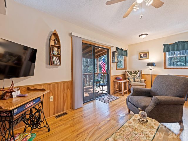 26 Stump Lane, Maggie Valley, NC 28751