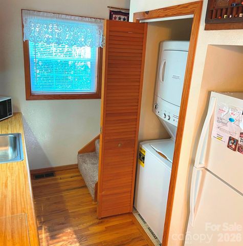 26 Stump Lane, Maggie Valley, NC 28751