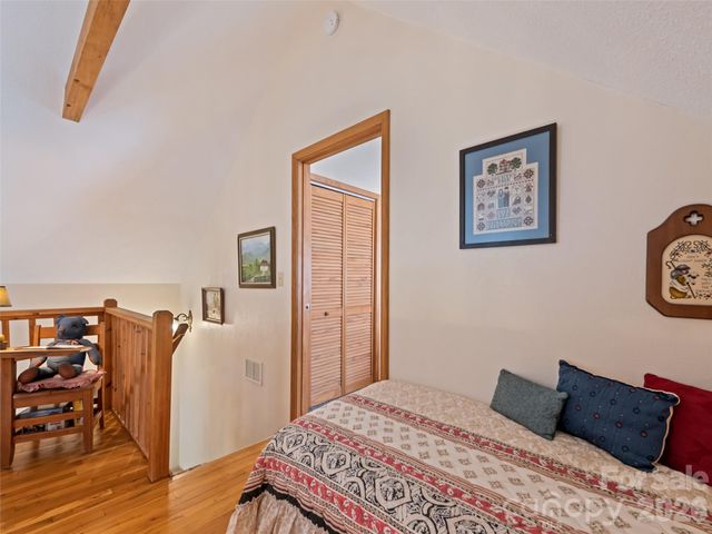 26 Stump Lane, Maggie Valley, NC 28751