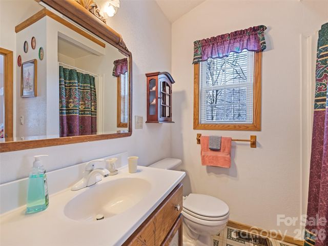 26 Stump Lane, Maggie Valley, NC 28751