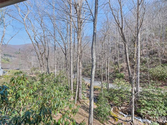 26 Stump Lane, Maggie Valley, NC 28751