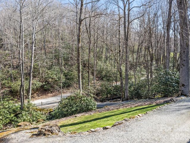 26 Stump Lane, Maggie Valley, NC 28751