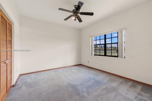 19900 SW 326th St 1, Homestead, FL 33030