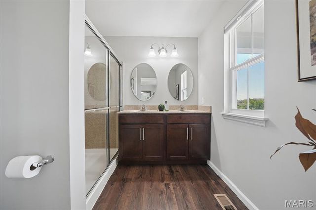 3622 Broad Street, St Charles, MO 63301