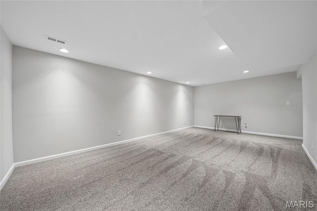 3622 Broad Street, St Charles, MO 63301