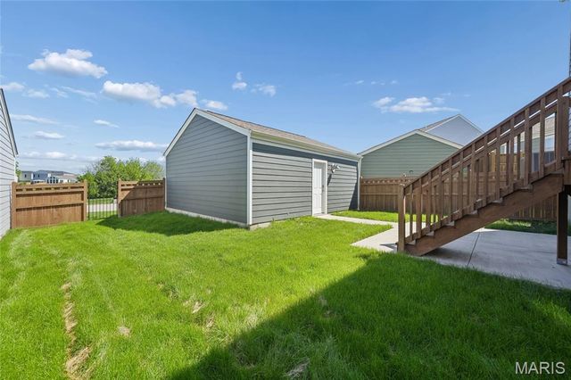 3622 Broad Street, St Charles, MO 63301