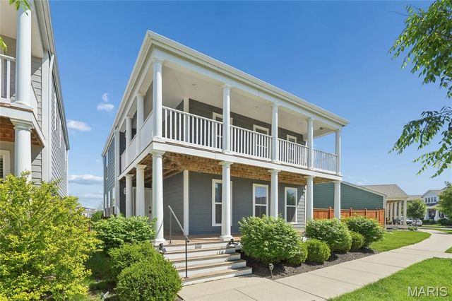 3622 Broad Street, St Charles, MO 63301