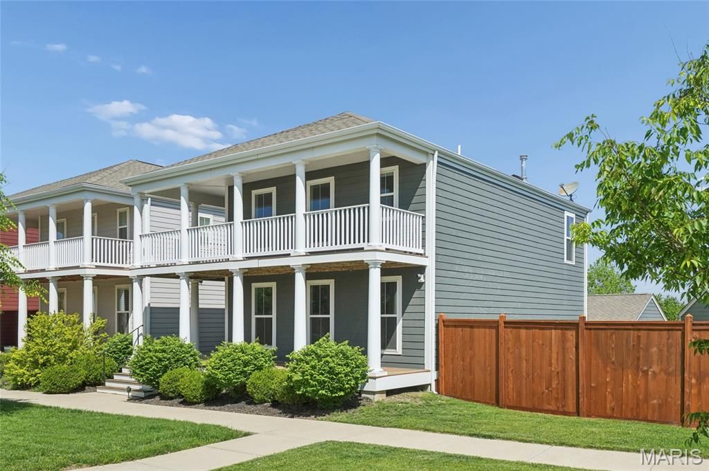 3622 Broad Street, St Charles, MO 63301
