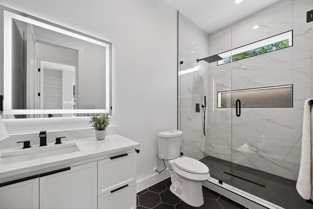 2519 W Lovers Lane, Dallas, TX 75235