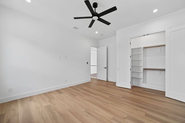 2519 W Lovers Lane, Dallas, TX 75235