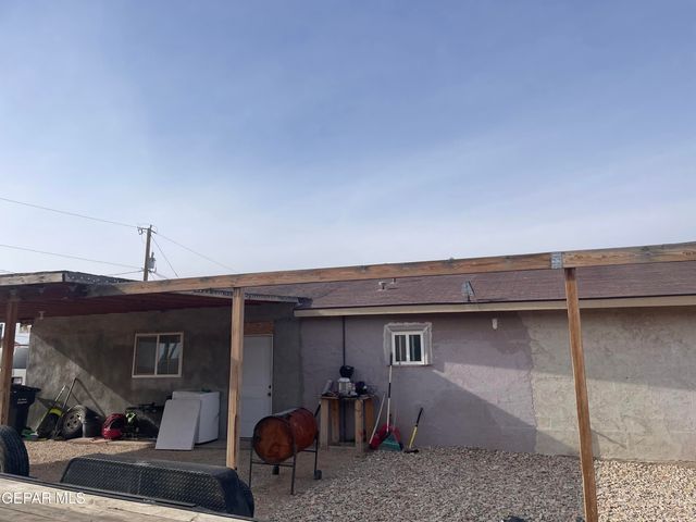 966 TRAYMORE Road, El Paso, TX 79928