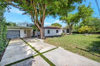 2198 NE 183rd St, North Miami Beach, FL 33179