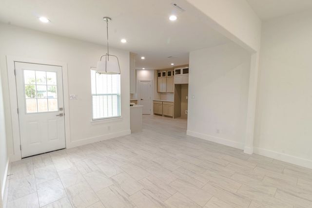 536 Highview Court, Godley, TX 76044