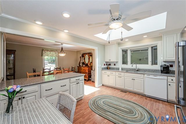 6701 Marl Springs Dr, New Kent, VA 23124