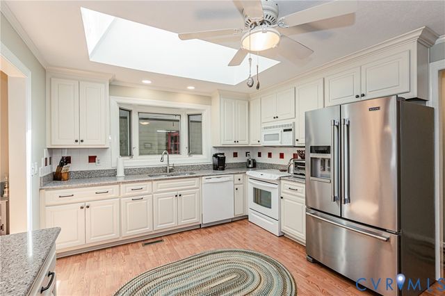 6701 Marl Springs Dr, New Kent, VA 23124