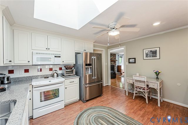 6701 Marl Springs Dr, New Kent, VA 23124