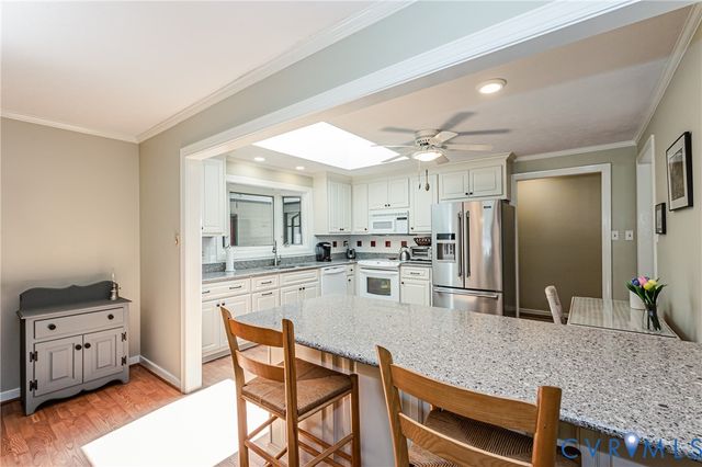 6701 Marl Springs Dr, New Kent, VA 23124