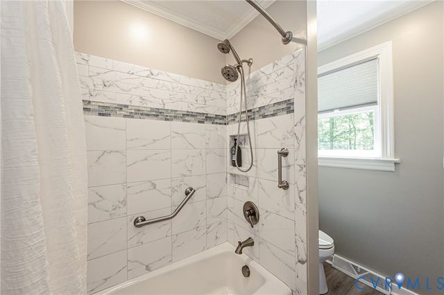 6701 Marl Springs Dr, New Kent, VA 23124